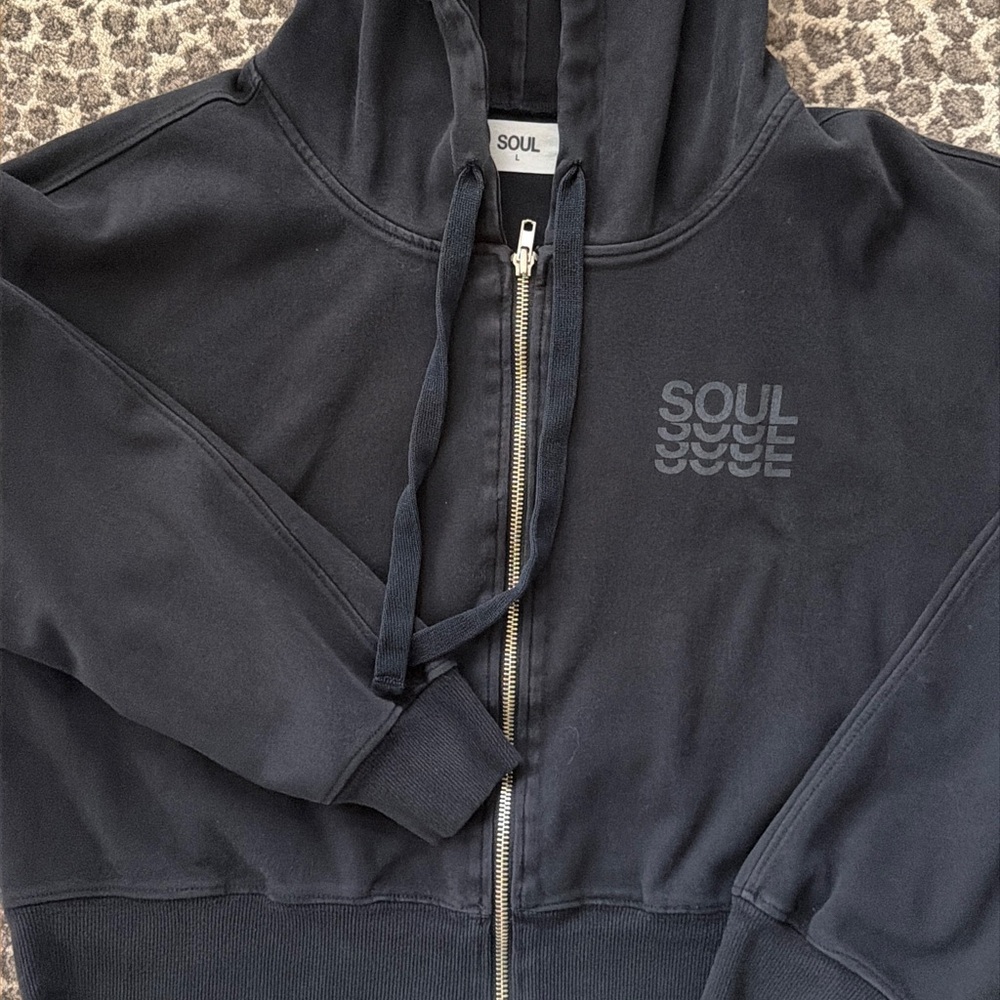 SoulCycle Black Hoodie Jacket size Large L🖤🖤K! - Picture 2 of 8